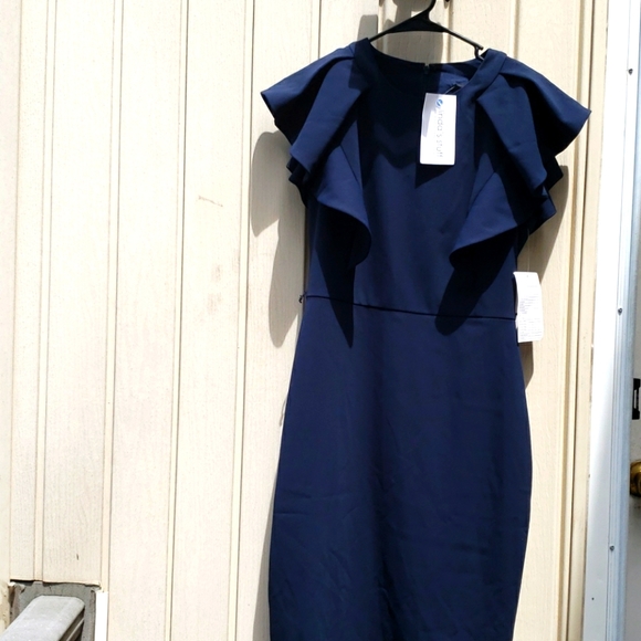 Badgley Mischka Dresses & Skirts - Badgley Mischka Evening Dress